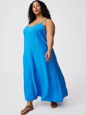 NWT Torrid Flowy Swing Blue Cami Maxi Dress with Pockets Plus Size 2 18/20